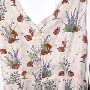 Size M hedgehog dress